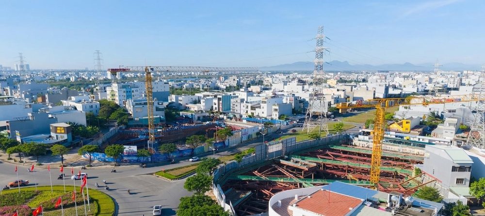 Hồ bơi tầng mái Sun Cora Tower